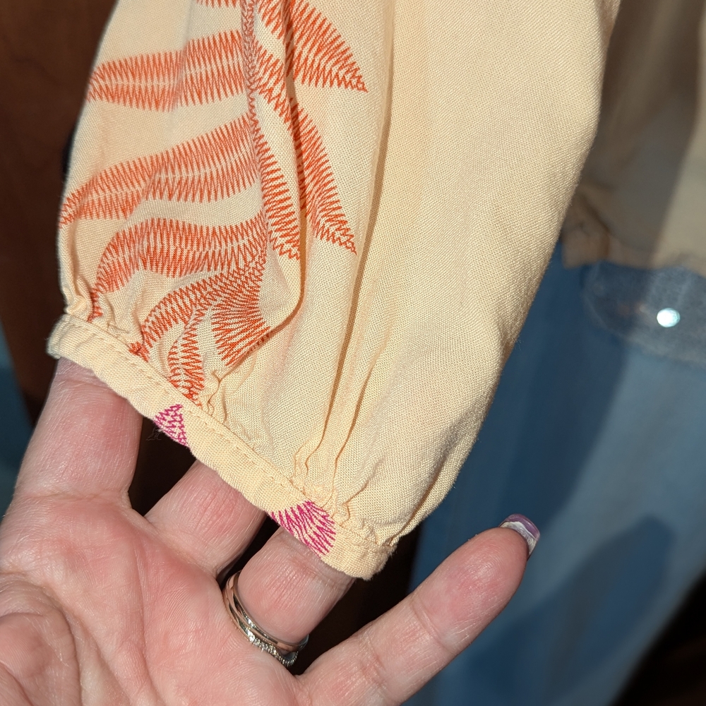 Lascana Chic Women's Blouse in Peach and Pink - Picture 3 of 9